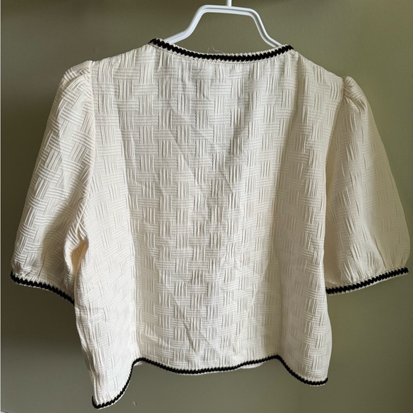 Cropped button top - Picture 3 of 5